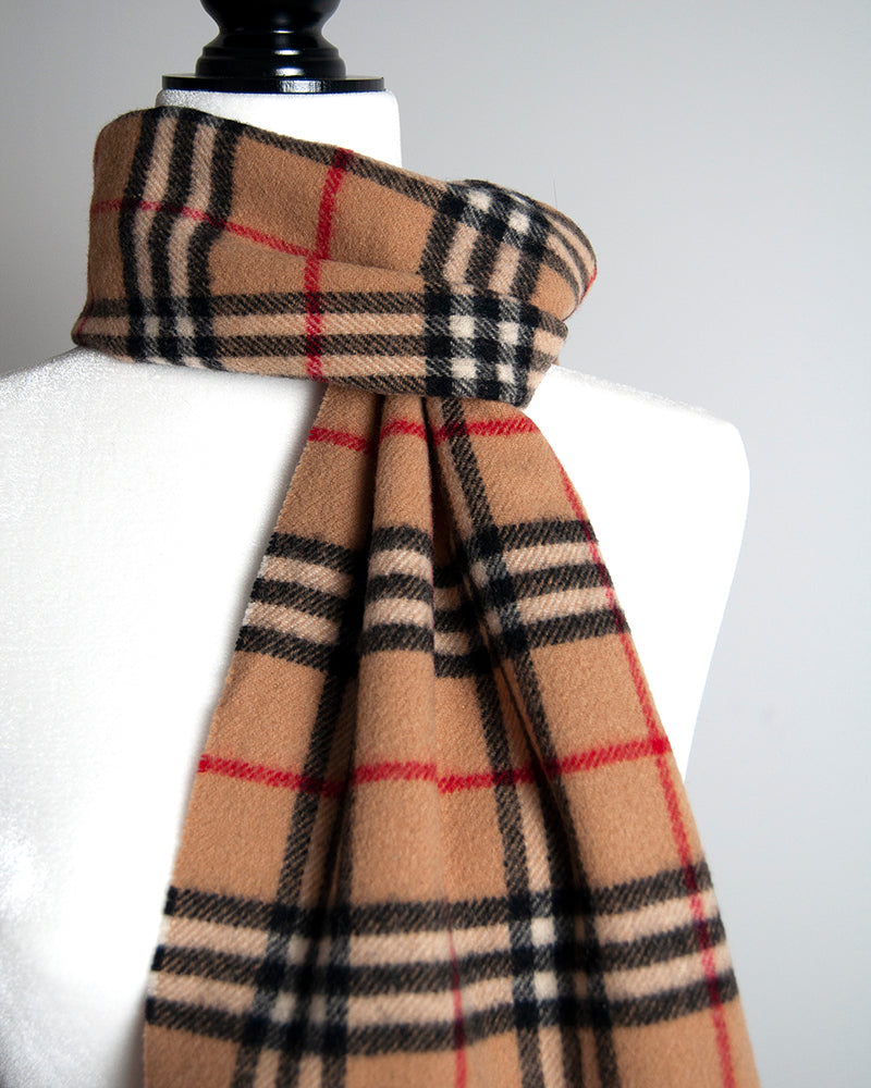 Burberry camel lambswool scarf
