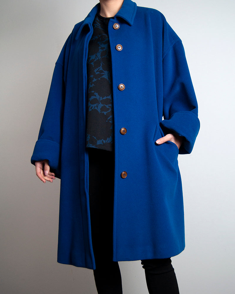 Some Things Never Fade designer vintage preloved MaxMara coat klein blue